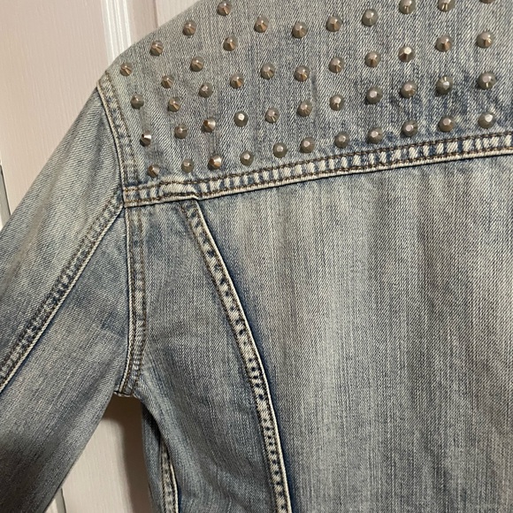 Talula studded jean jacket in size XXS. - Picture 5 of 5